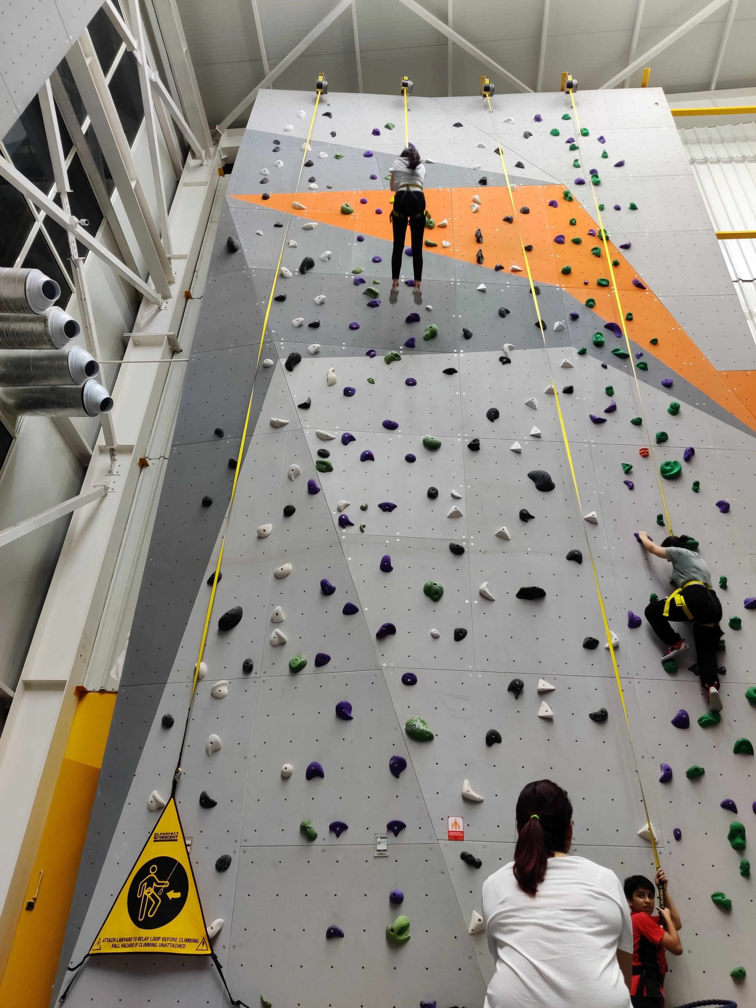 Climb Central Delhi Facilities